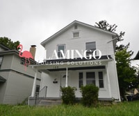 Building Photo - 148 E Parkwood Dr