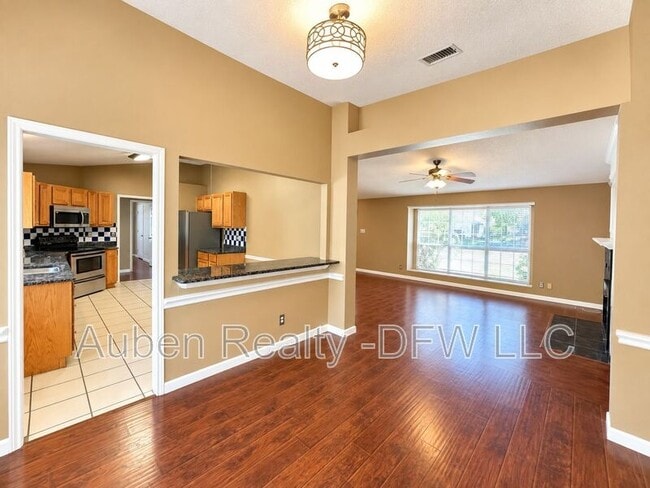 Building Photo - 514 Briarcroft Dr