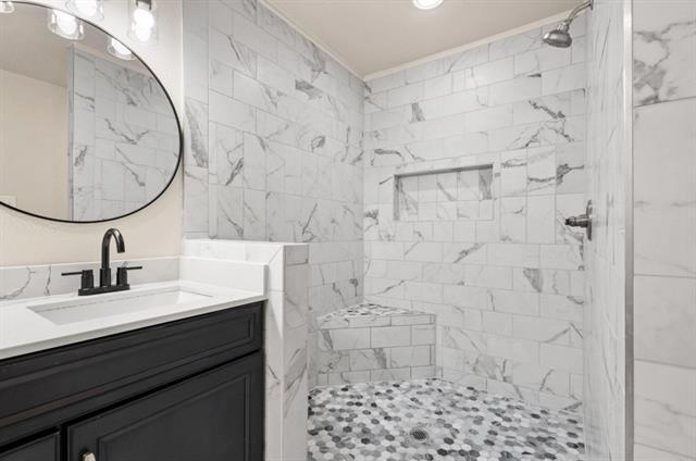 Building Photo - 1713 Pebblebrook Ln