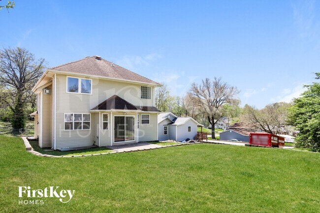 Building Photo - 207 Lithia Ave