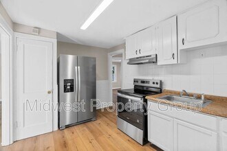 Building Photo - 3410 McKibbon