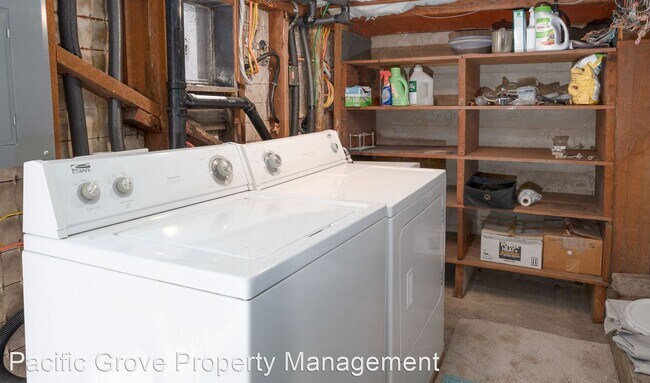 Building Photo - 1 br, 1 bath House - 744 Lighthouse Avenue