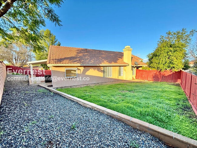 Building Photo - 27271 Prominence Rd