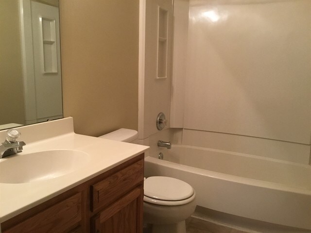 Building Photo - 759 Bradberry Ln