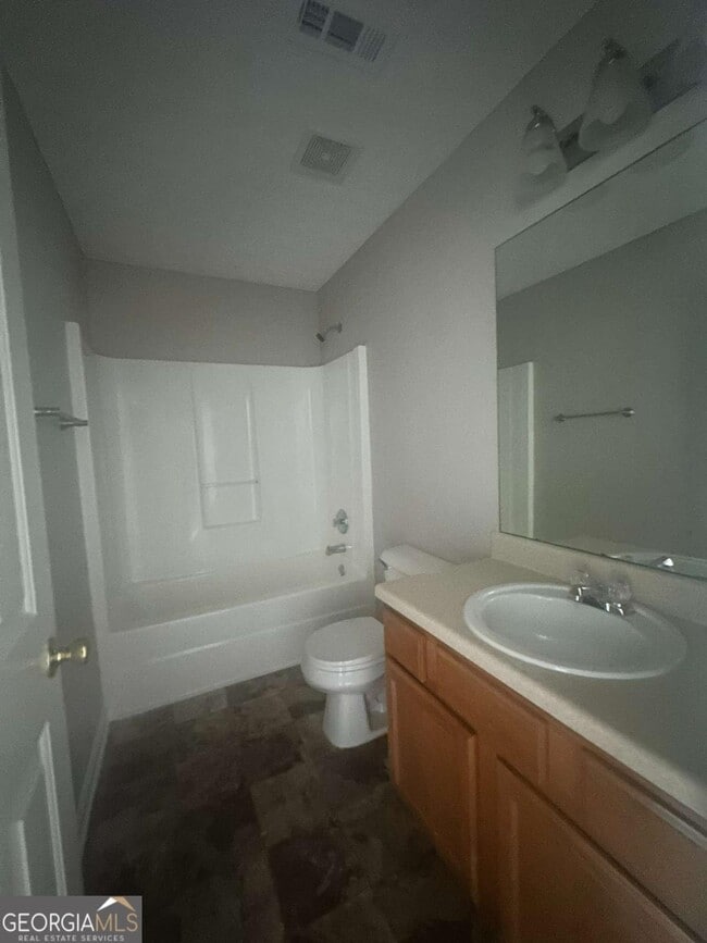 Building Photo - 6110 Flagstaf Walk