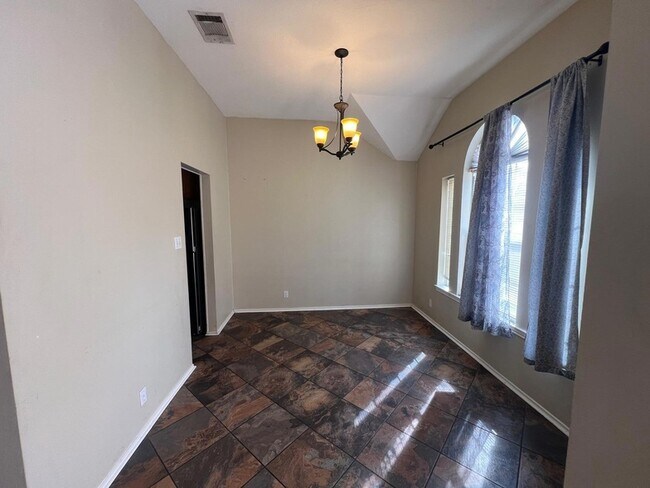 Building Photo - 1805 Whirlwind Trail