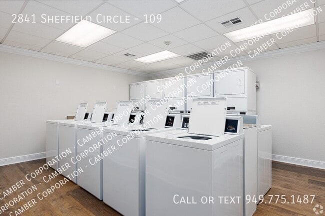 Building Photo - 2841 Sheffield Cir
