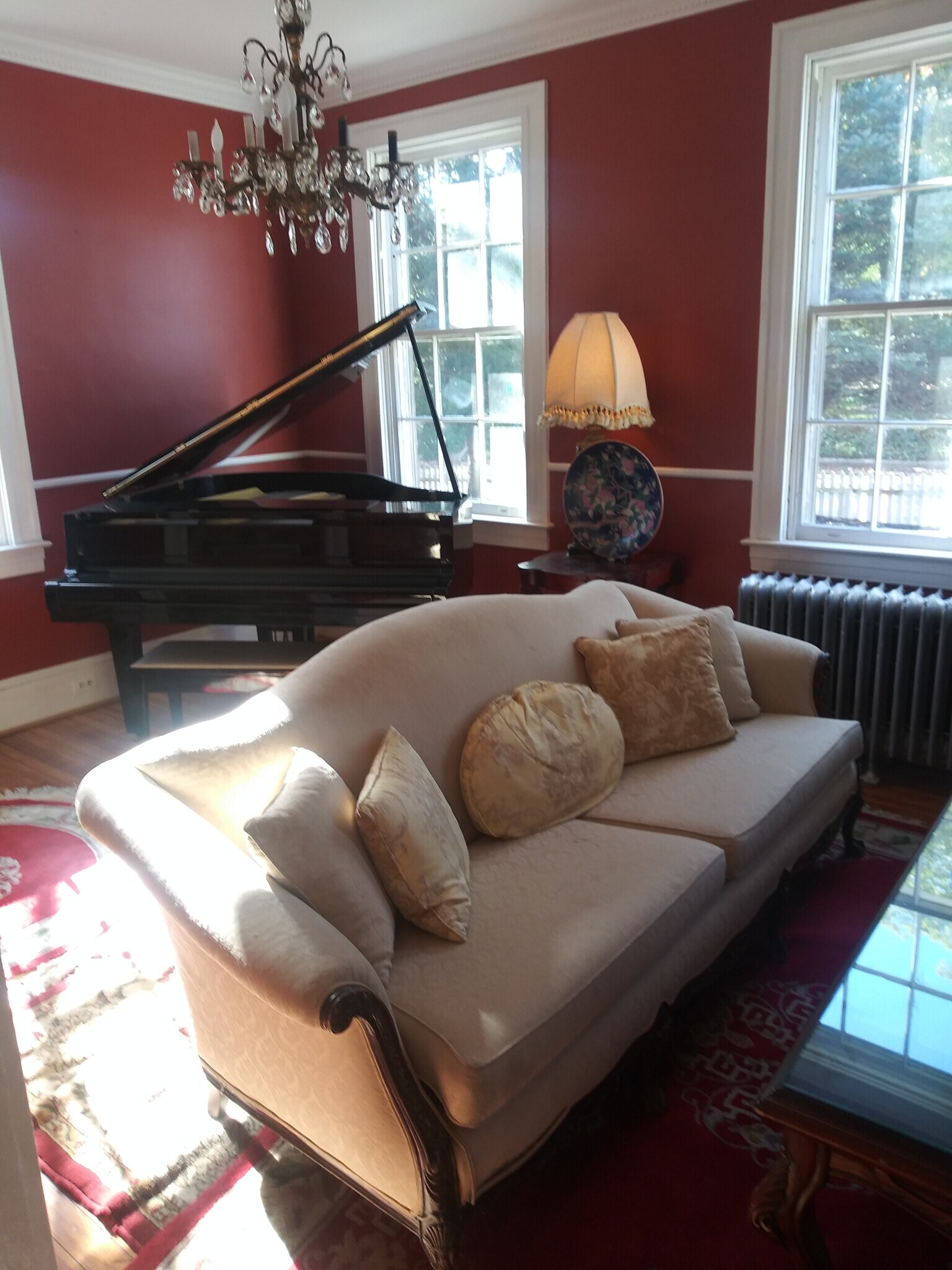 living room - 523 Overdale Rd