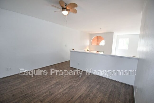 Building Photo - 1214 Oyster Pl