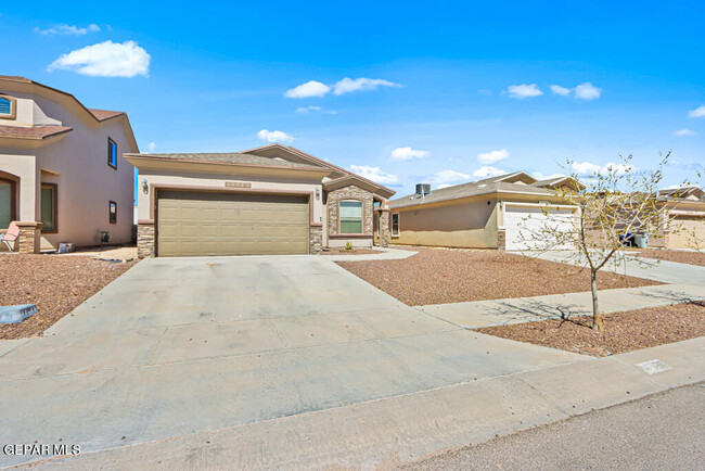 Building Photo - 14729 Oldenberg Ct