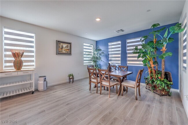 Building Photo - 6093 Avery Pointe St