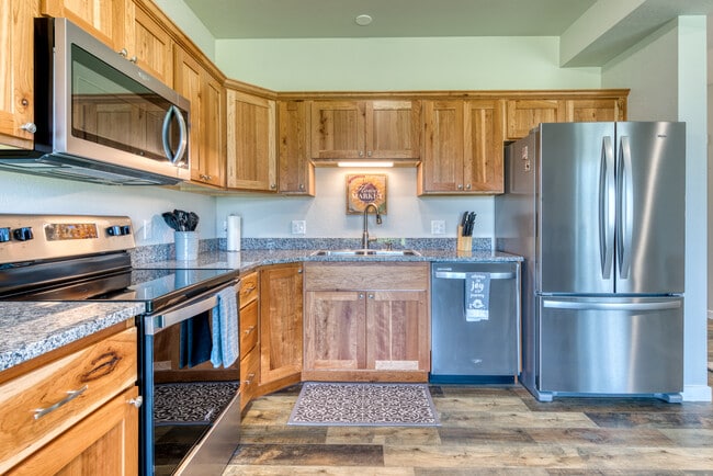Building Photo - 1113 Jessica Ct