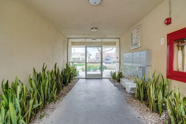 Interior Photo - Pet Friendly Apartment Complex in South LA - Gated Parking, Laundry In-Units, Manager On-Site