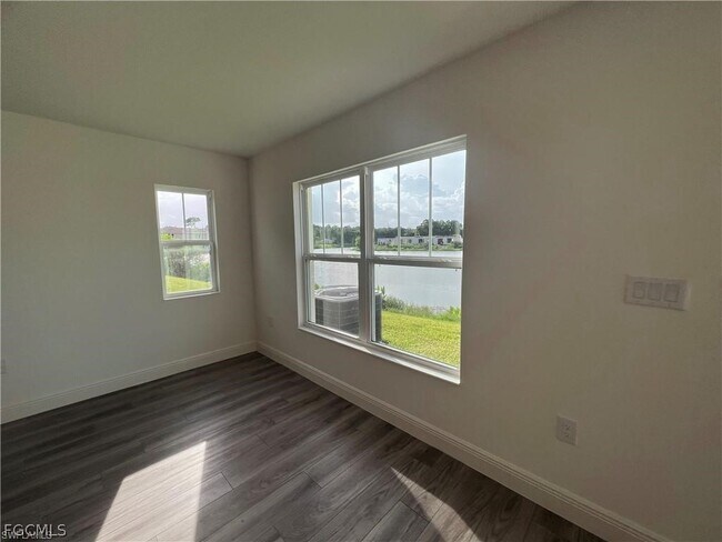 Building Photo - 6391 Brant Bay Blvd