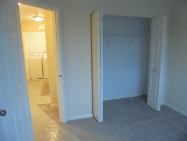 Building Photo - 32454 Rushmore Ave
