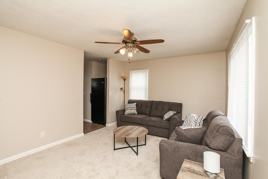 Building Photo - 809 N. SHERMAN