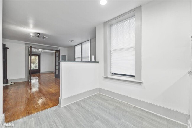 Building Photo - 3 br, 2 bath Duplex - 929 Oglethorpe Avenu...