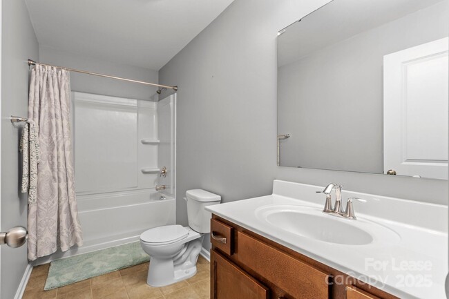 Building Photo - 727 Mountain Quail Dr