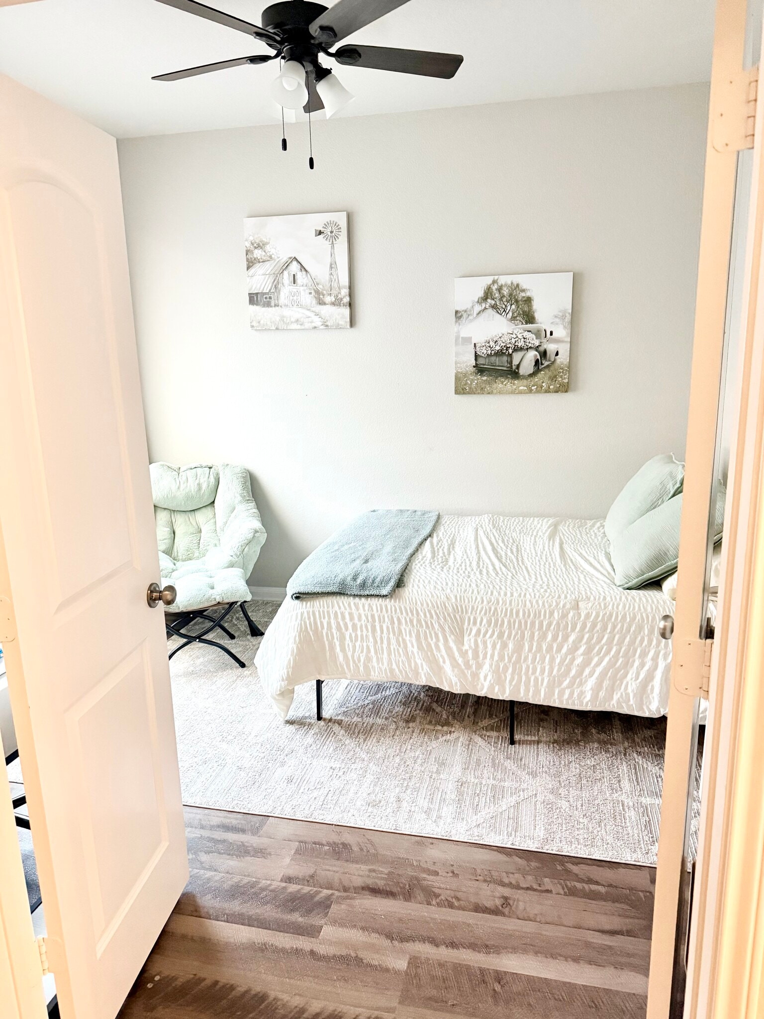 Office - 834 Ross Rd