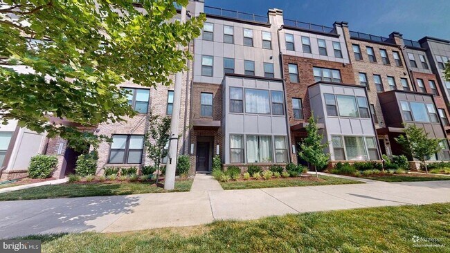 Building Photo - 13637 Dulles Technology Dr