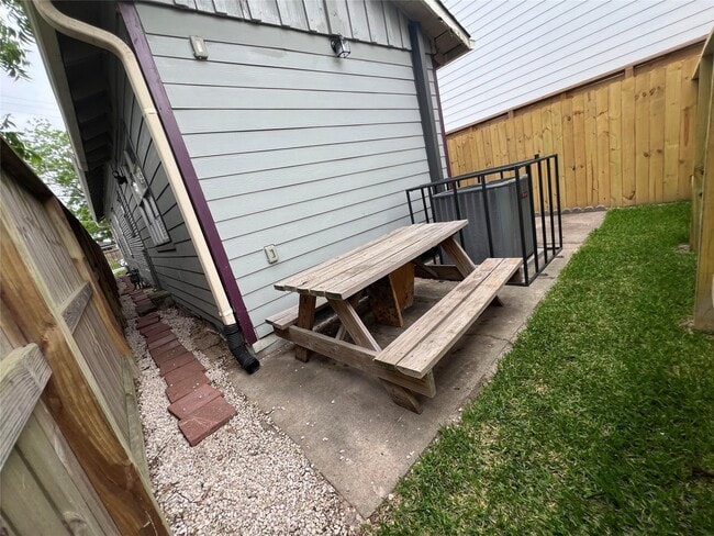 Building Photo - 3511 Palmer St