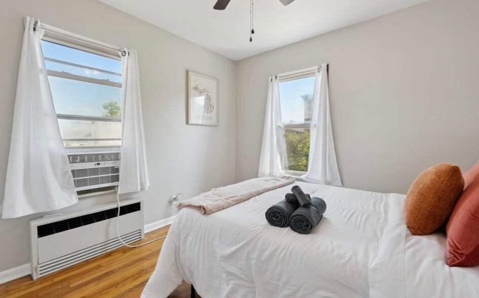 Building Photo - 100 S Ann Arbor St