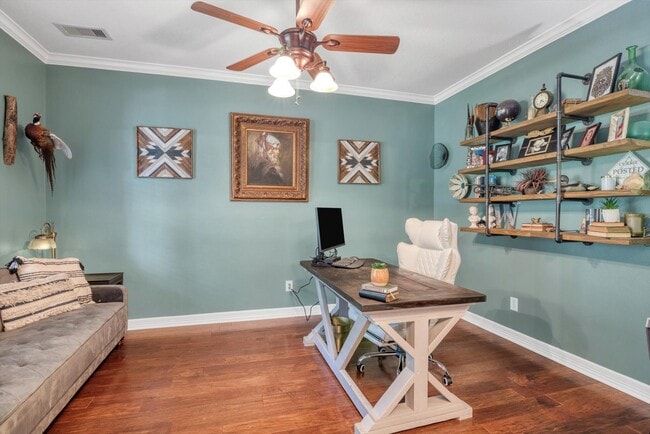 Building Photo - 8810 Tumblewood Dr