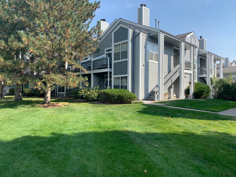 Building Photo - 7465 Spy Glass Ct