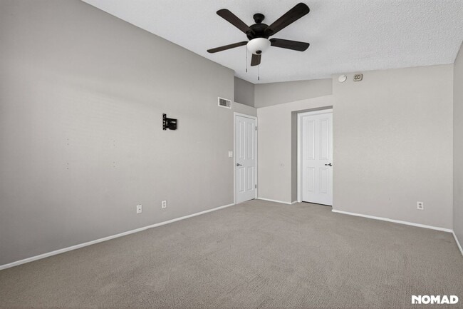 Building Photo - 4640 E Piedmont Rd