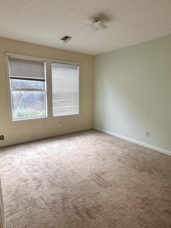 Building Photo - 1002 Brookhollow Dr