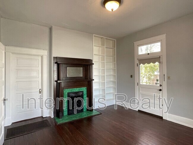 Building Photo - 1512 Meridian St