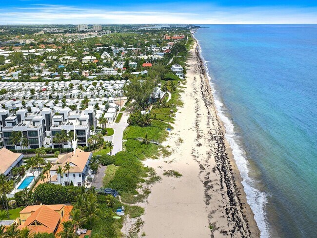 Building Photo - 11545 Old Ocean Blvd