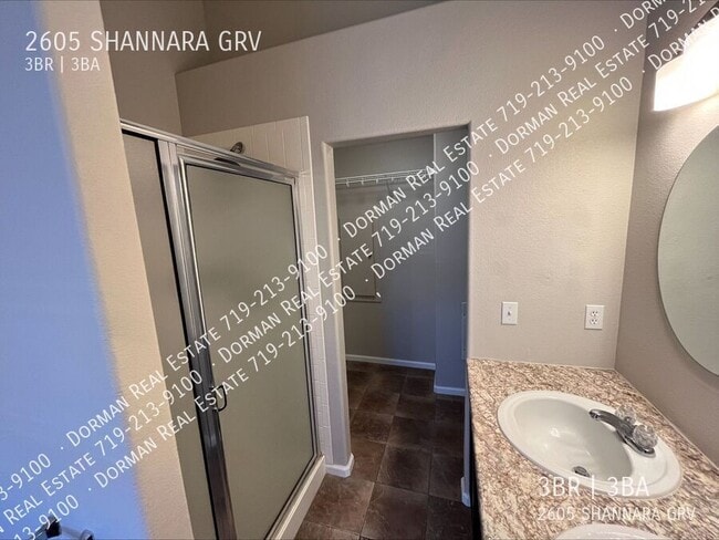 Building Photo - 2605 Shannara Grove