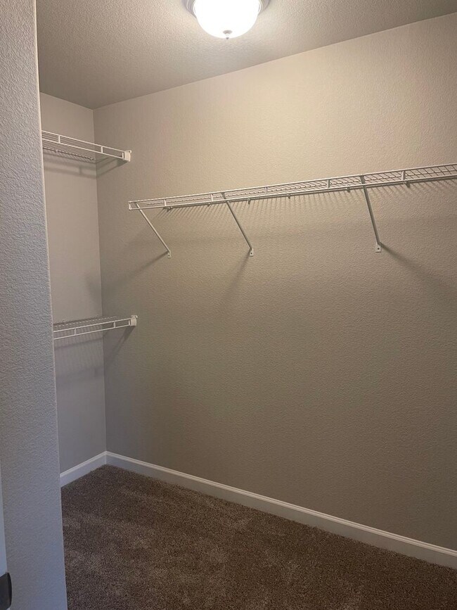 Building Photo - Chapel Heights townhome