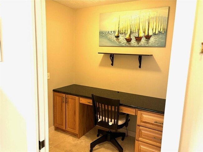 Building Photo - 2635 47th Ave