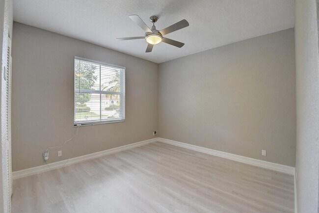 Building Photo - 11182 Sea Grass Cir