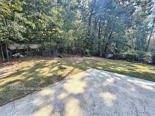 Building Photo - 976 Ridgewood Cir