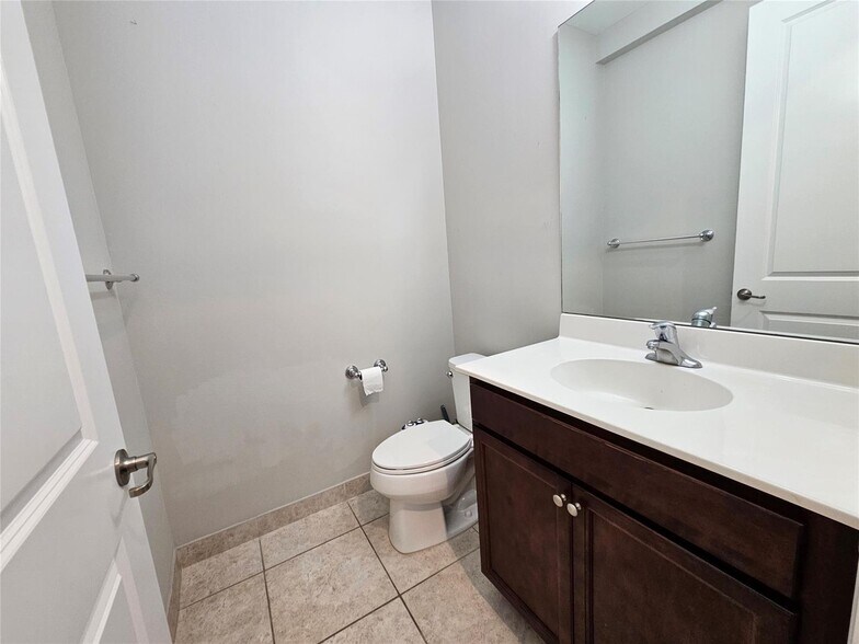 Building Photo - 9108 Kingsmoor Way