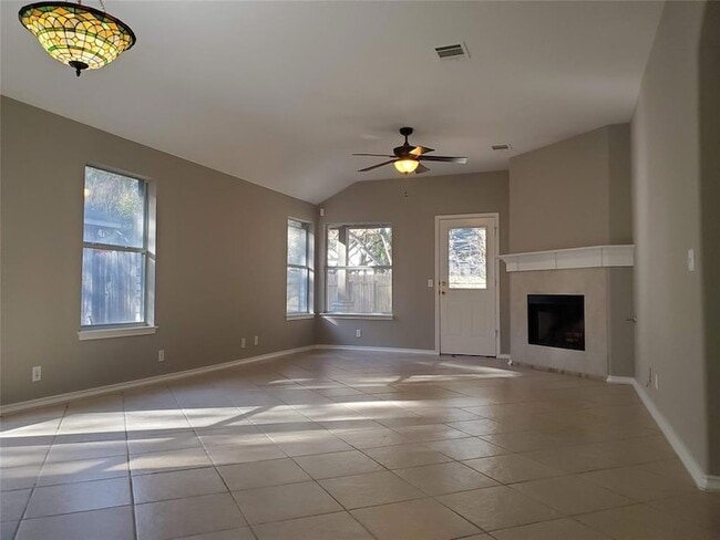 Building Photo - 719 Birch Brook Ln