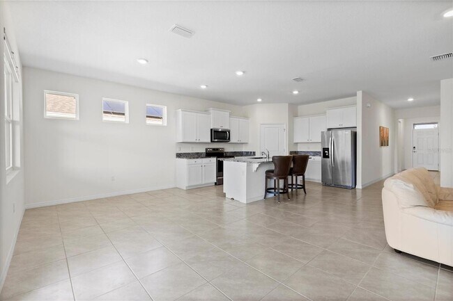 Building Photo - 8022 Penrose Pl