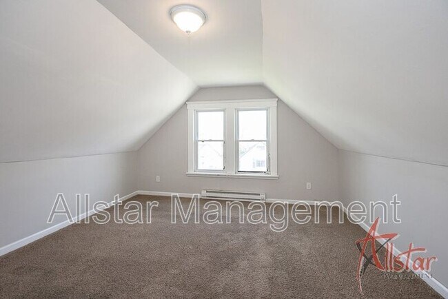 Building Photo - 2086 W 104th St