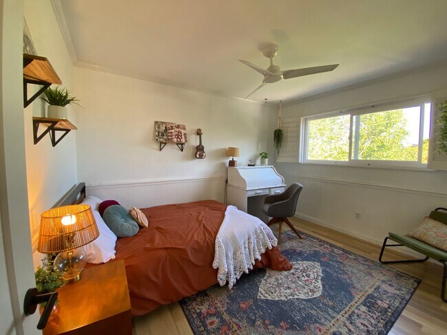 Building Photo - Beautiful 4 Bedroom Carlsbad Home!