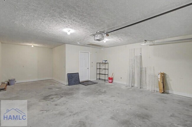 Building Photo - 412 Arlington Dr