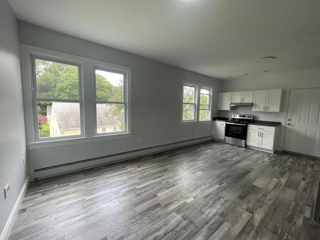 Primary Photo - 204-206 Nelson St