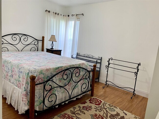 Building Photo - 8657 Boca Glades Blvd