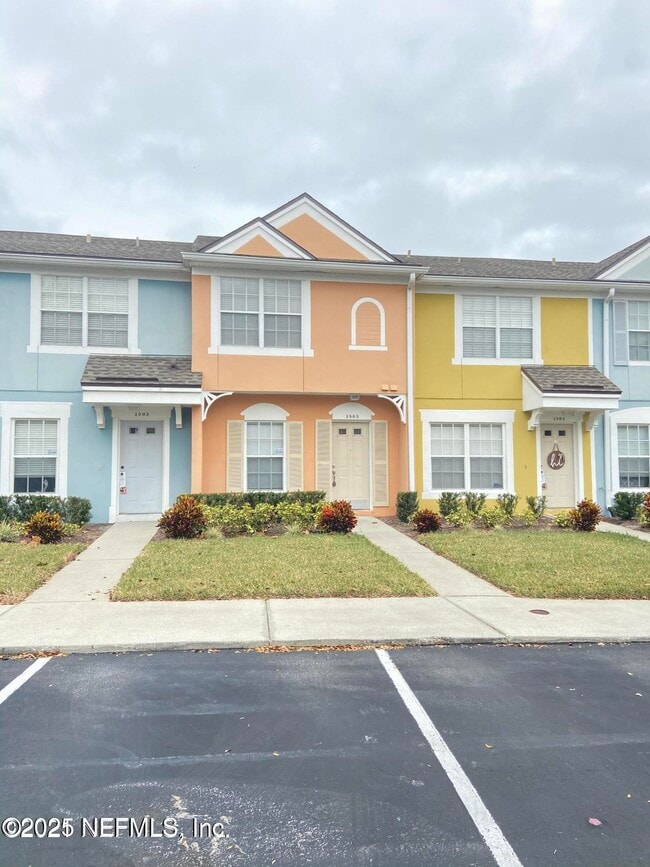 Building Photo - 12311 Kensington Lakes Dr