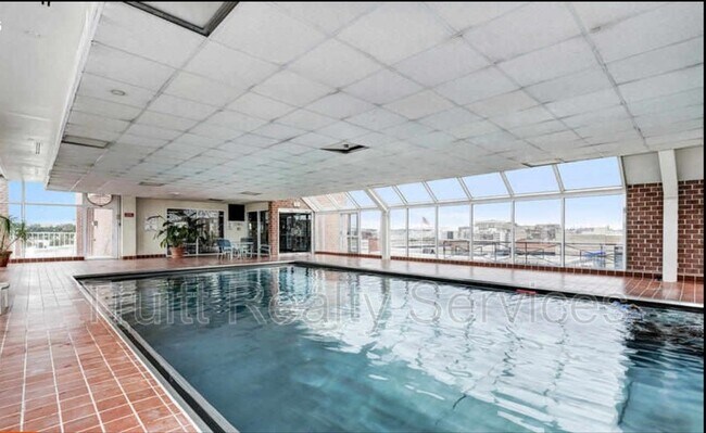 Building Photo - 1230 23rd St NW