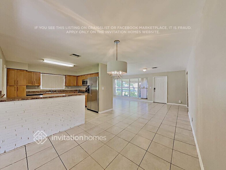 Building Photo - 1008 N Park Rd