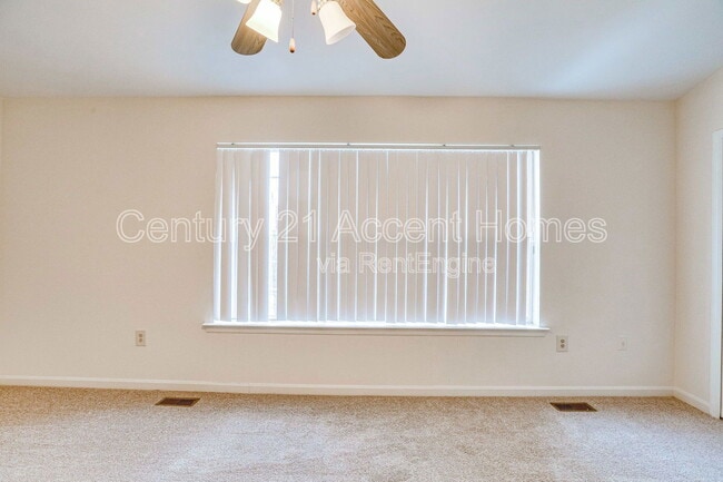 Building Photo - 6008 Keble Dr
