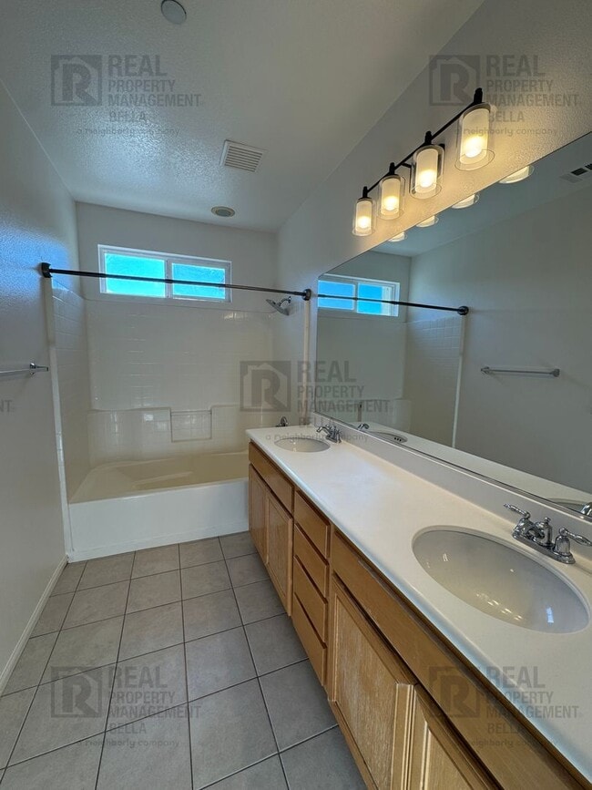 Building Photo - Bright & Open 2-Bed Condo with Loft, Patio & Moreno Valley Ranch Lifestyle